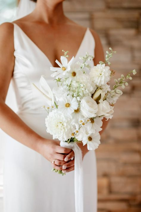 Bride with a posy bouquet
